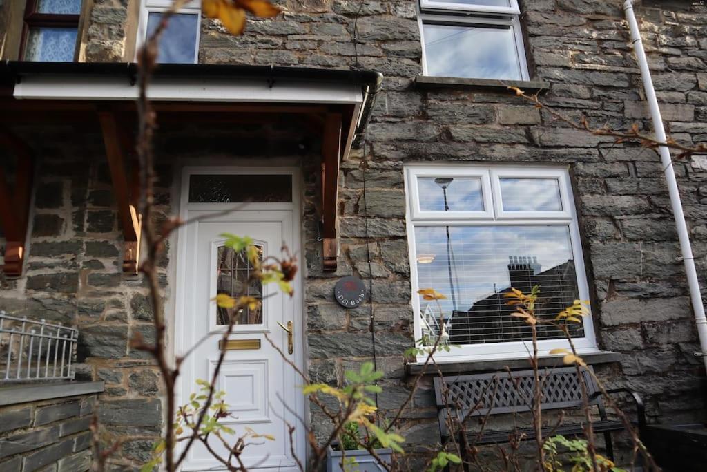 Dol Bach - Your Homely Welsh Cottage In The Heart Of Snowdonia Blaenau Ffestiniog Exterior photo