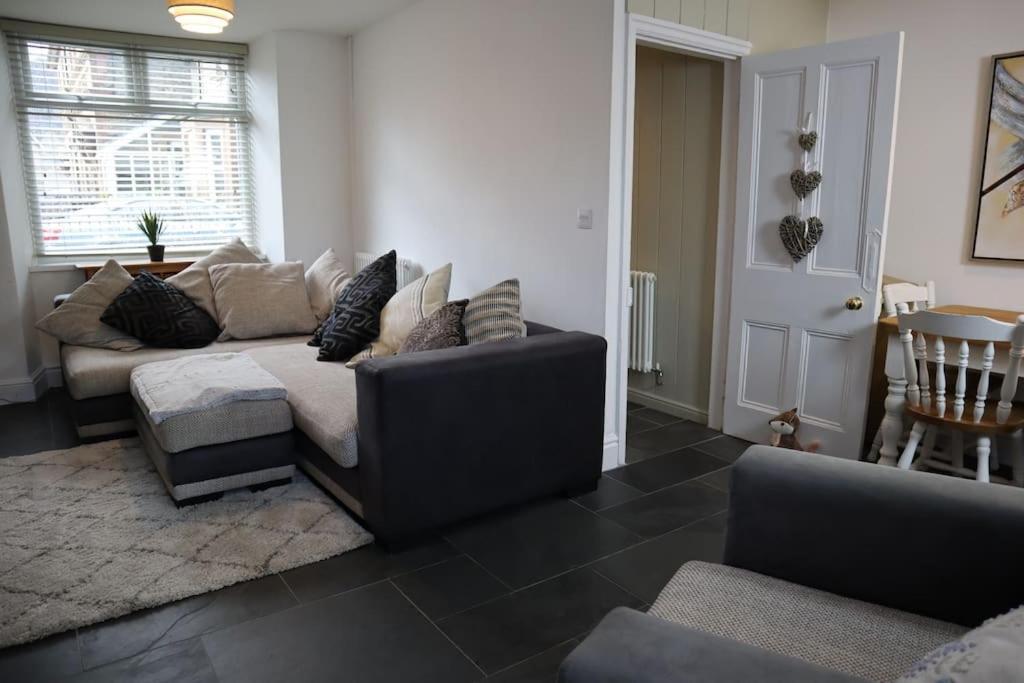 Dol Bach - Your Homely Welsh Cottage In The Heart Of Snowdonia Blaenau Ffestiniog Exterior photo